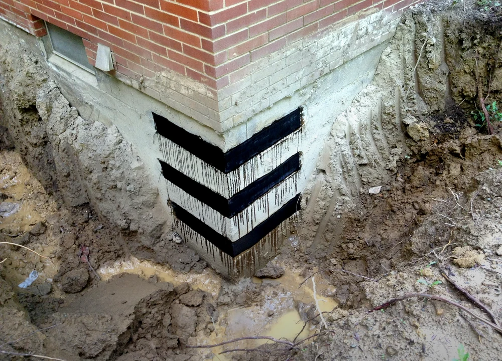Exterior waterproofing at the foundation wall by Sferra Waterproofing